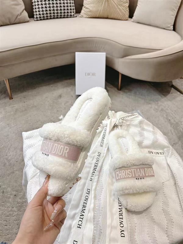 20251128184318869 220